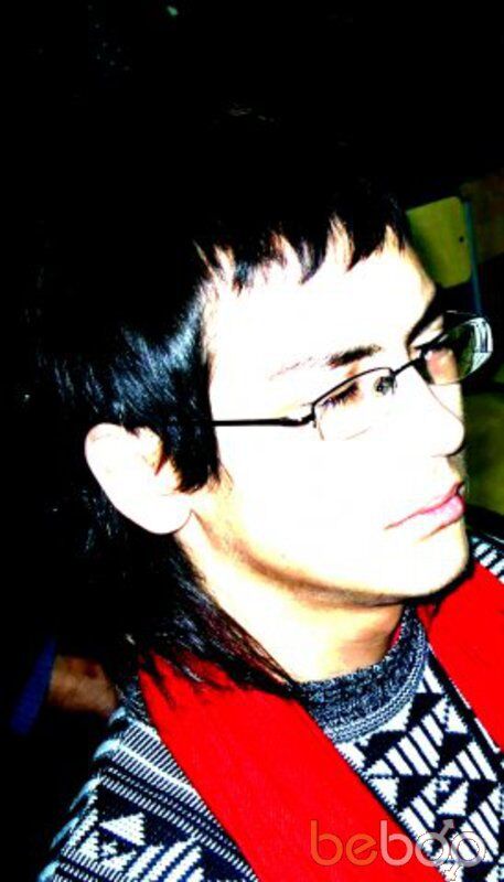  ,   KennyJaah, 37 ,   