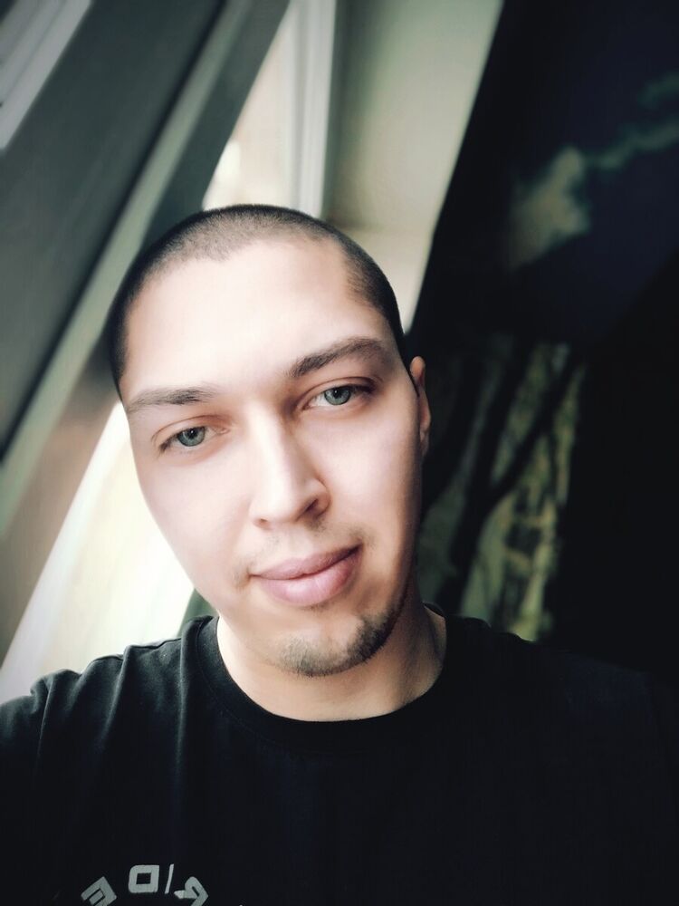  22130363  , 32 ,    
