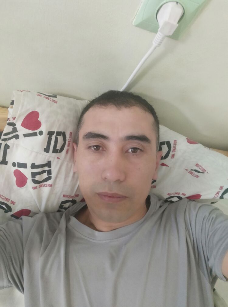  47048083  , 40 ,    Zary