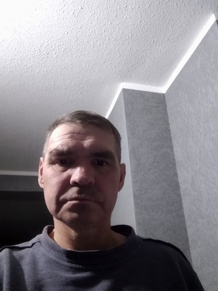  35572663  , 48 ,     