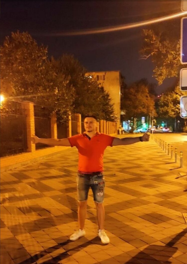  ,   Alex, 32 ,   ,   , c 