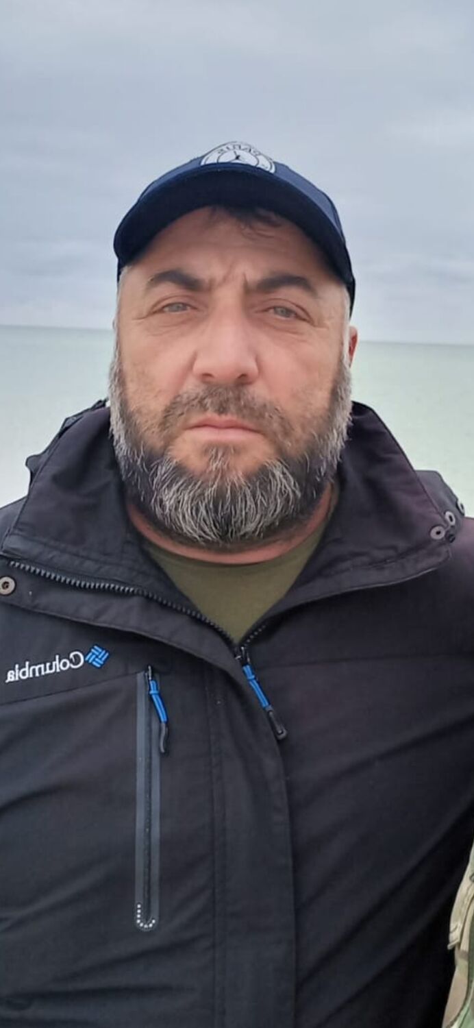  53282283  Xatad, 45 ,    