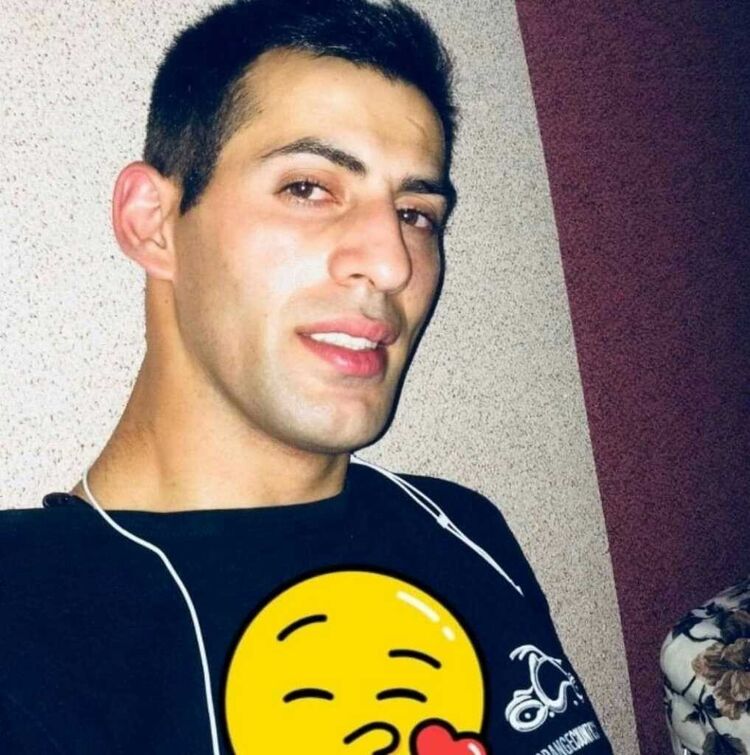  ,   Alex, 32 ,   ,   , c 