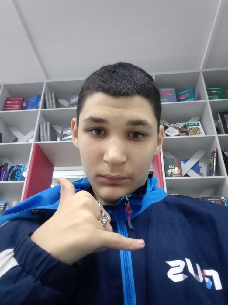  47942423  , 19 ,    