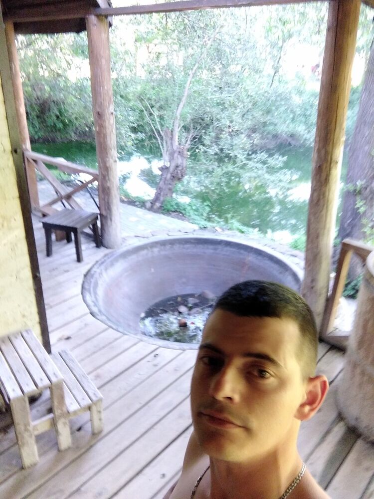  20433843  , 33 ,    