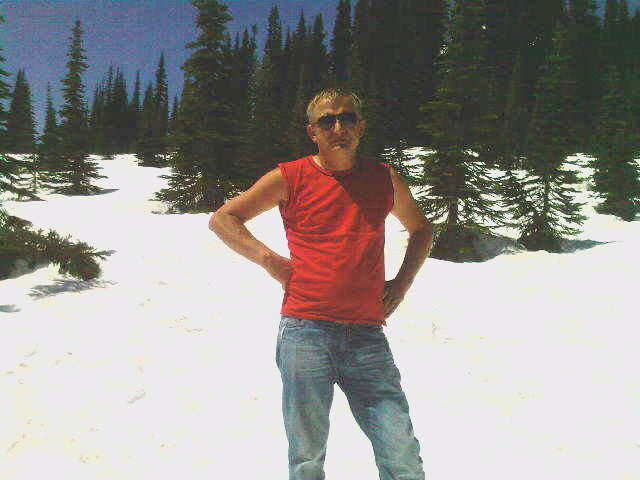  4318923  Ivan, 42 ,    