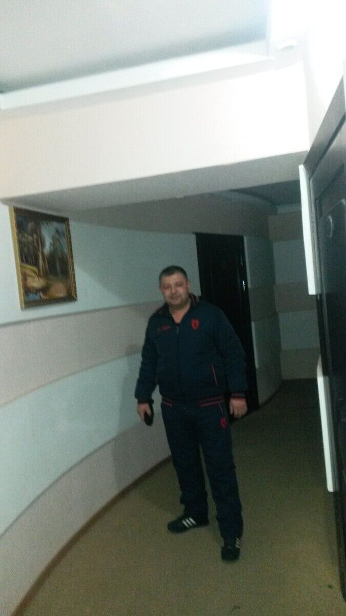  22493923  Gnnhon, 43 ,    