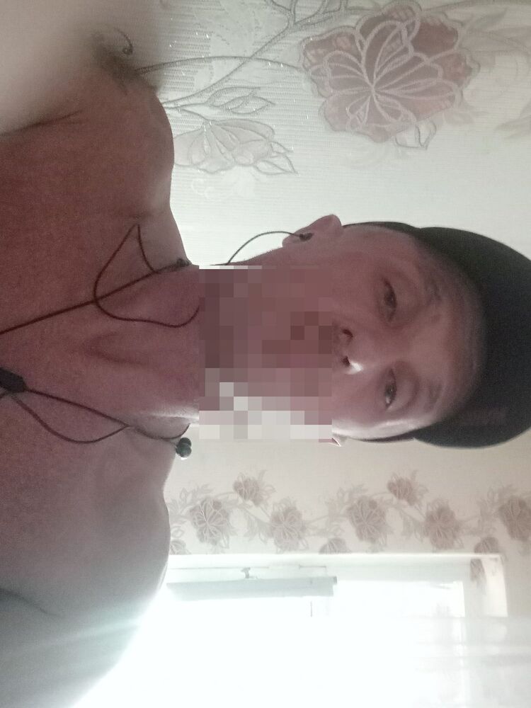  37300343  Cerxio, 46 ,    