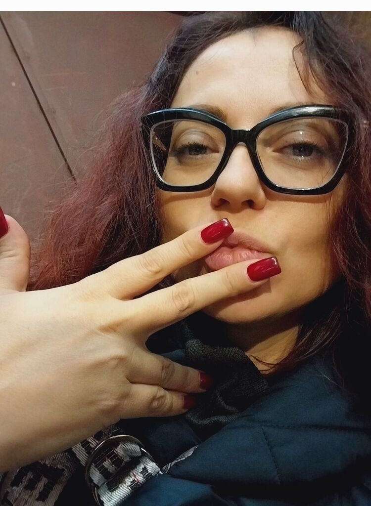  ,   Olga, 39 ,   ,   