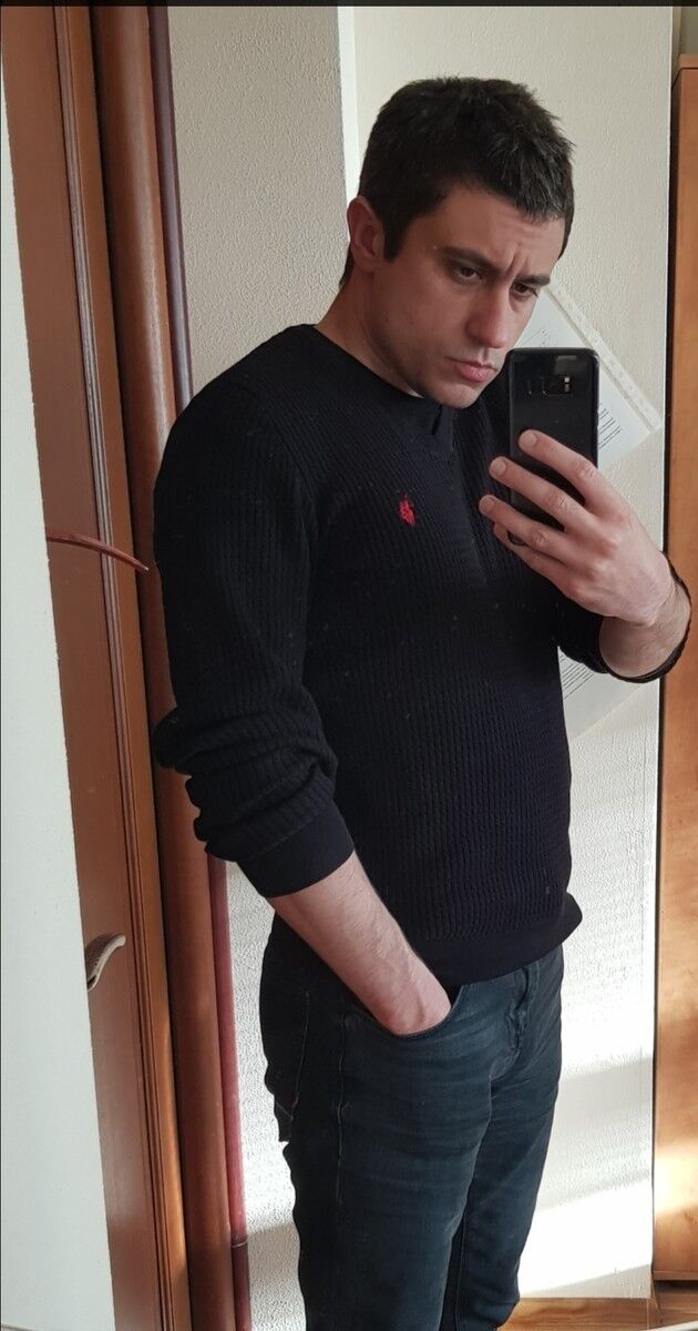  15949493  , 39 ,    