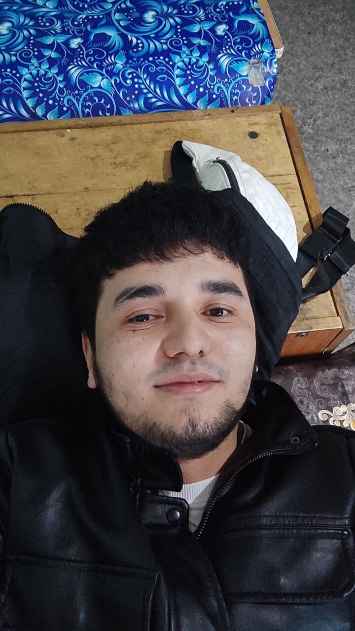  43858923  , 29 ,     