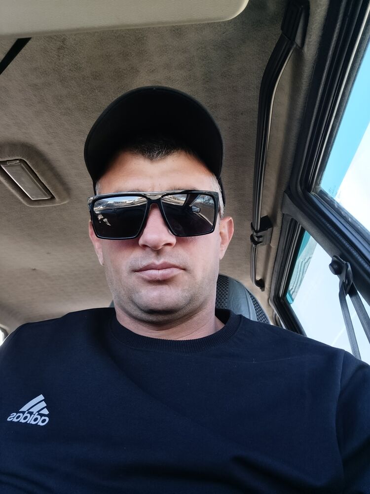 51205323  , 36 ,    