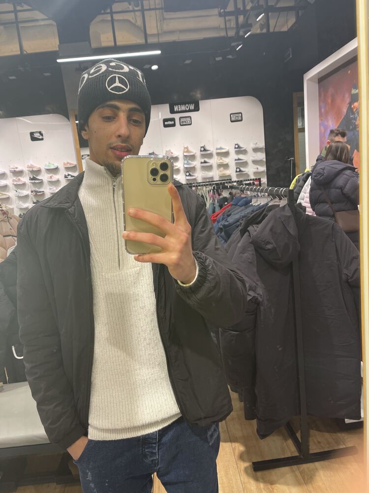  34836263  Hamzah, 31 ,    