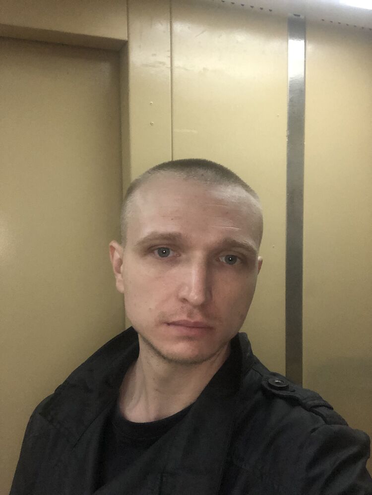  ,   Nikolas, 36 ,   ,   