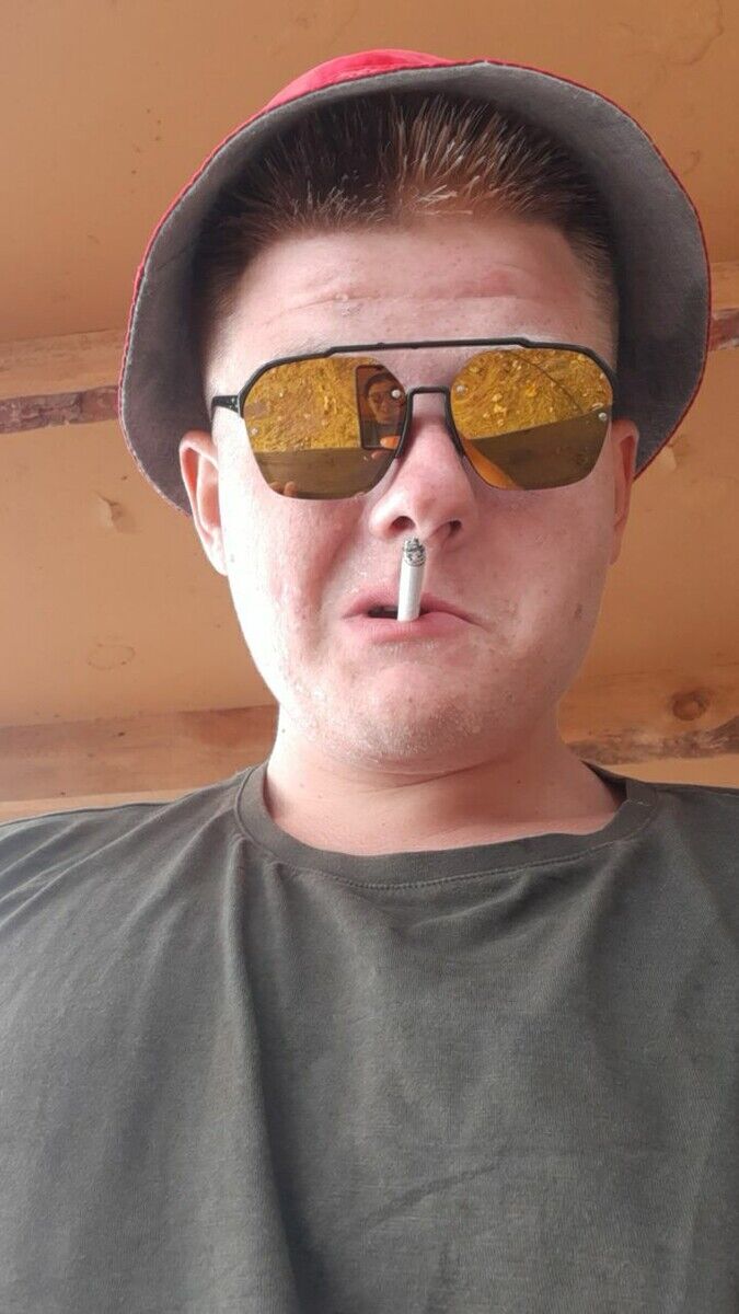  21042973  Vitaliy, 39 ,    