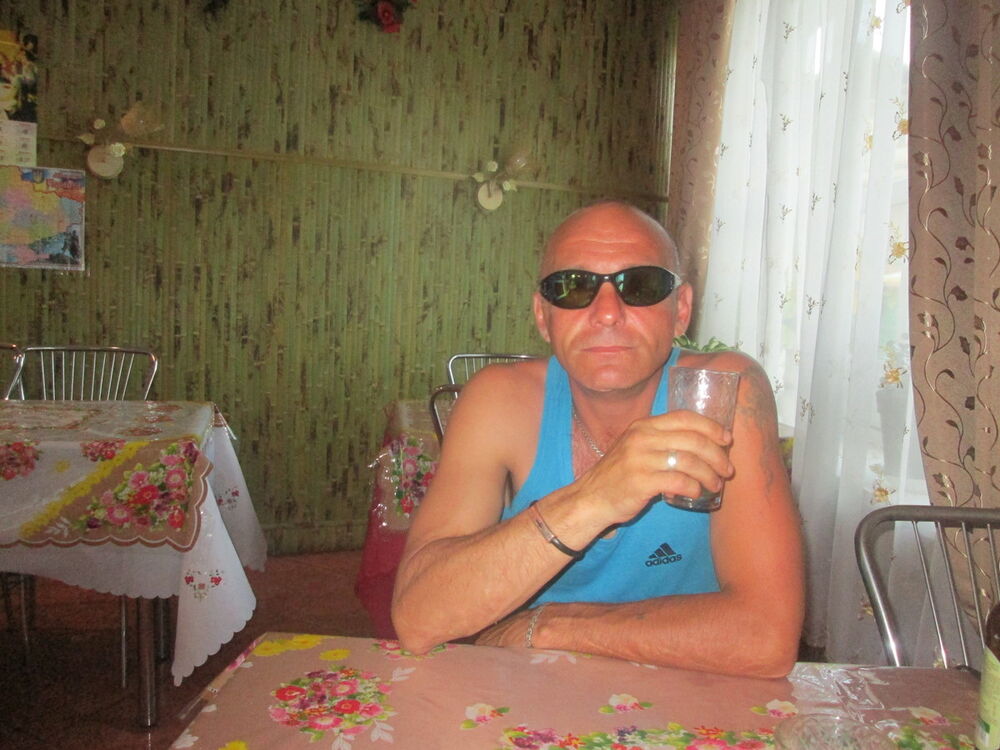  ,   Vitalik, 51 ,   