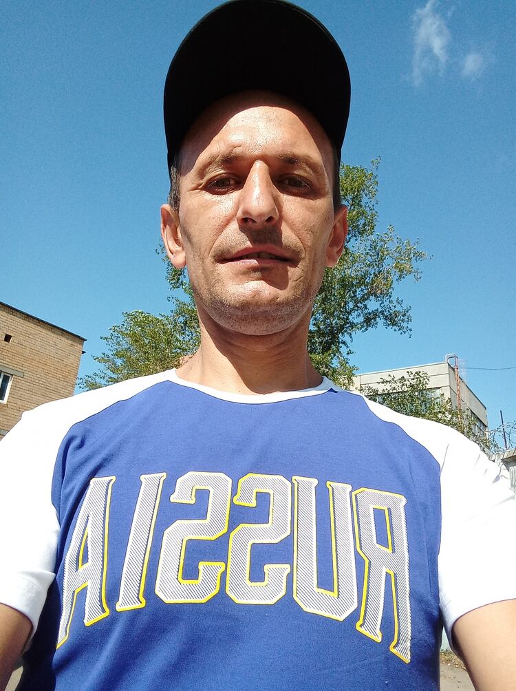  26723973  Denis, 45 ,    