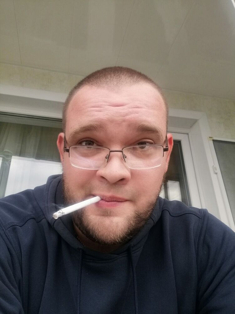  21078063  Meezu, 32 ,    