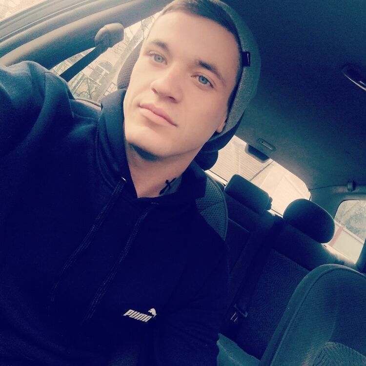  18732393  , 28 ,    