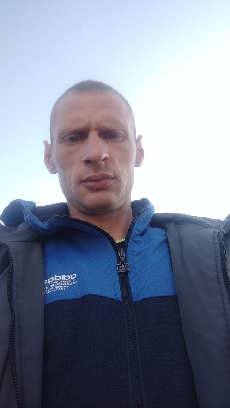  ,   Alexander, 35 ,   c 