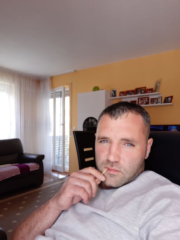  21225353  , 38 ,    