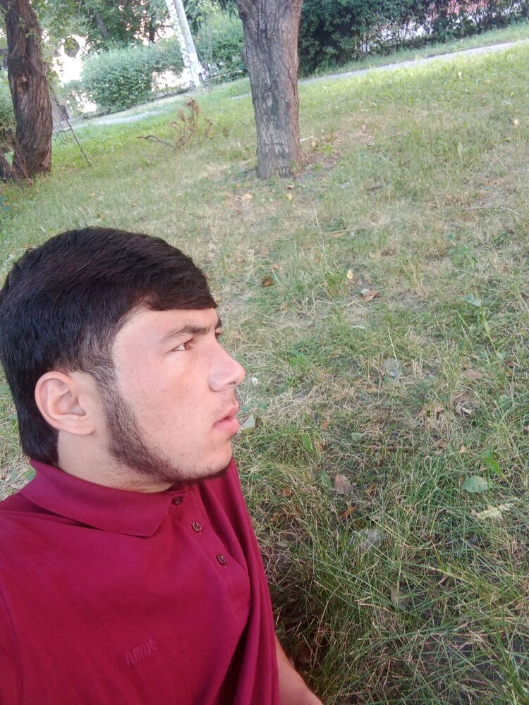  23372753  Nekruz, 24 ,    