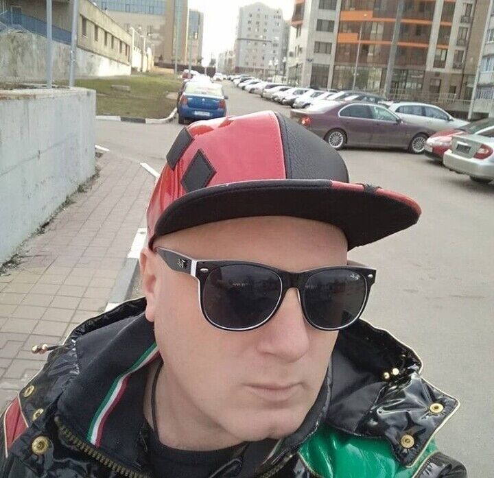  21577083  , 49 ,    