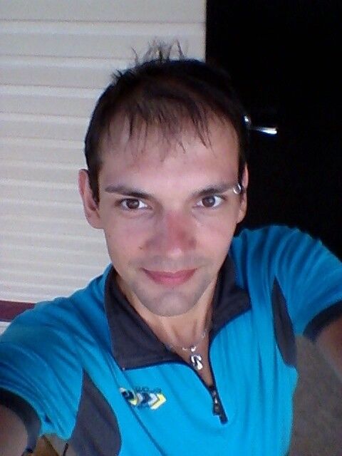  4907543  Akzept, 41 ,    