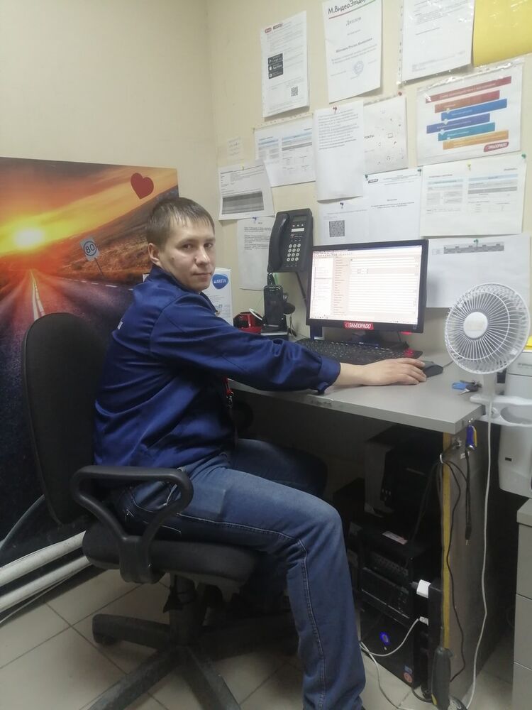  19310933  SERGEY, 33 ,    