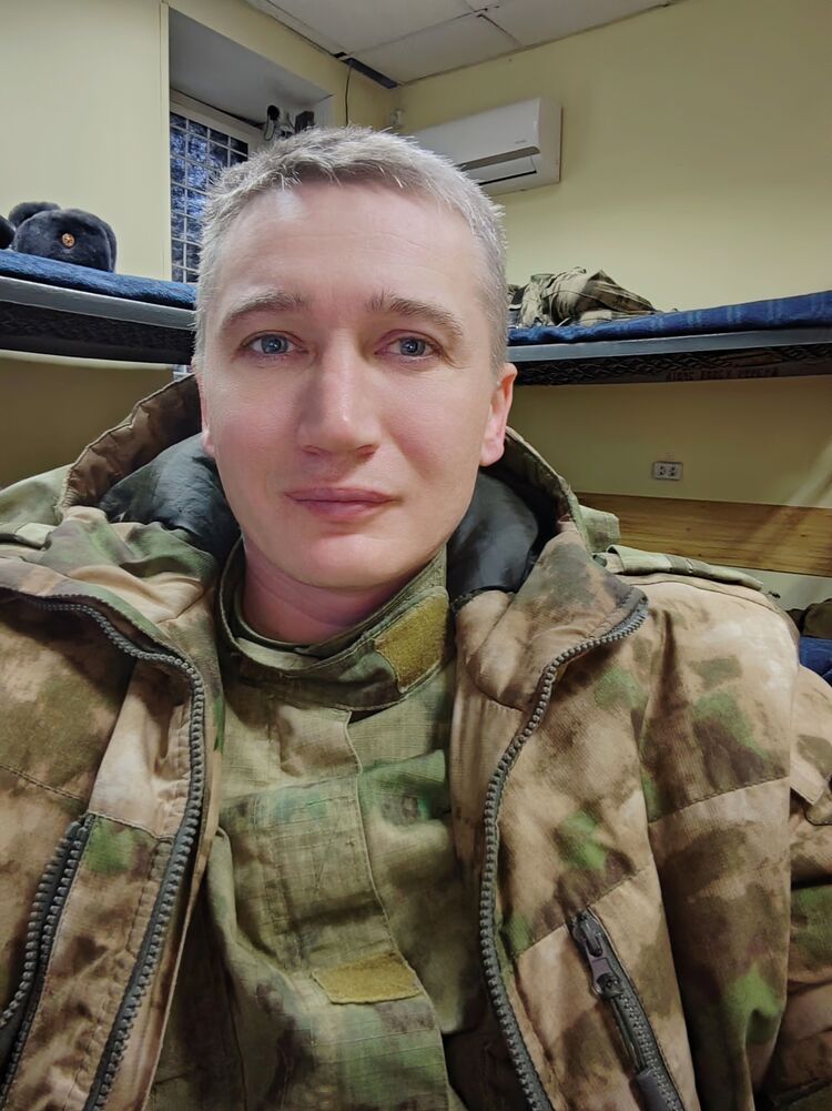  --,   , 35 ,     , c 