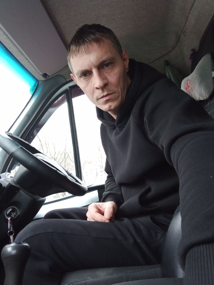  48469073  , 34 ,    