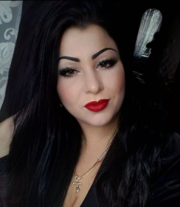  ,   Julie, 38 ,   ,   , 