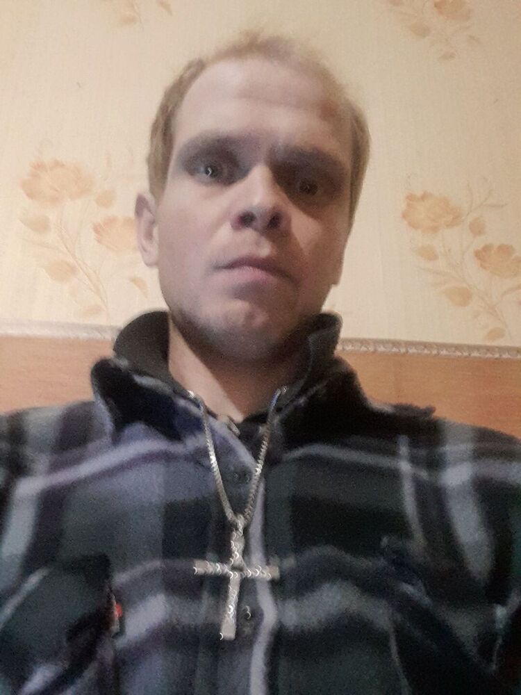  24742803  , 33 ,     