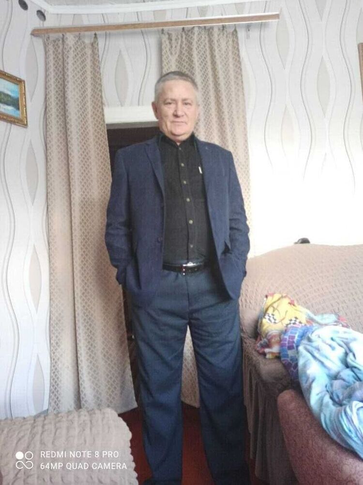  41153813  Evgeni, 55 ,    