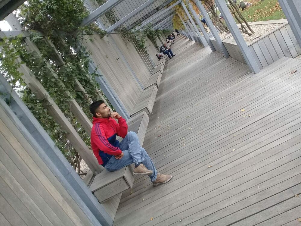  ,   Mirjalol, 32 ,   ,   