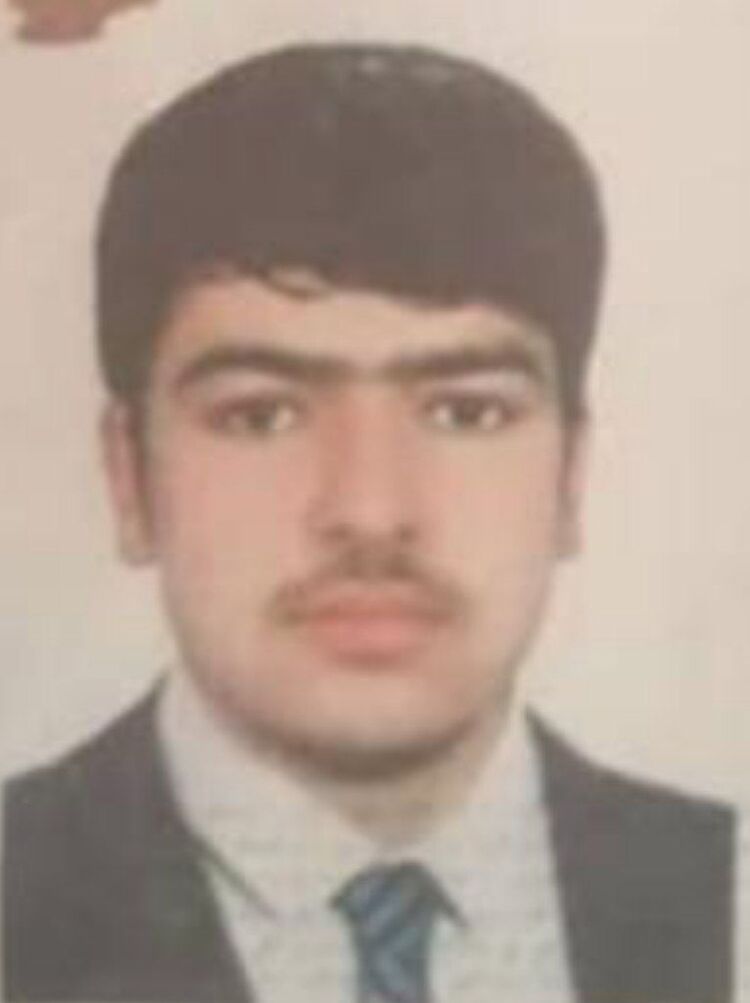  ,   Omid, 25 ,   ,   