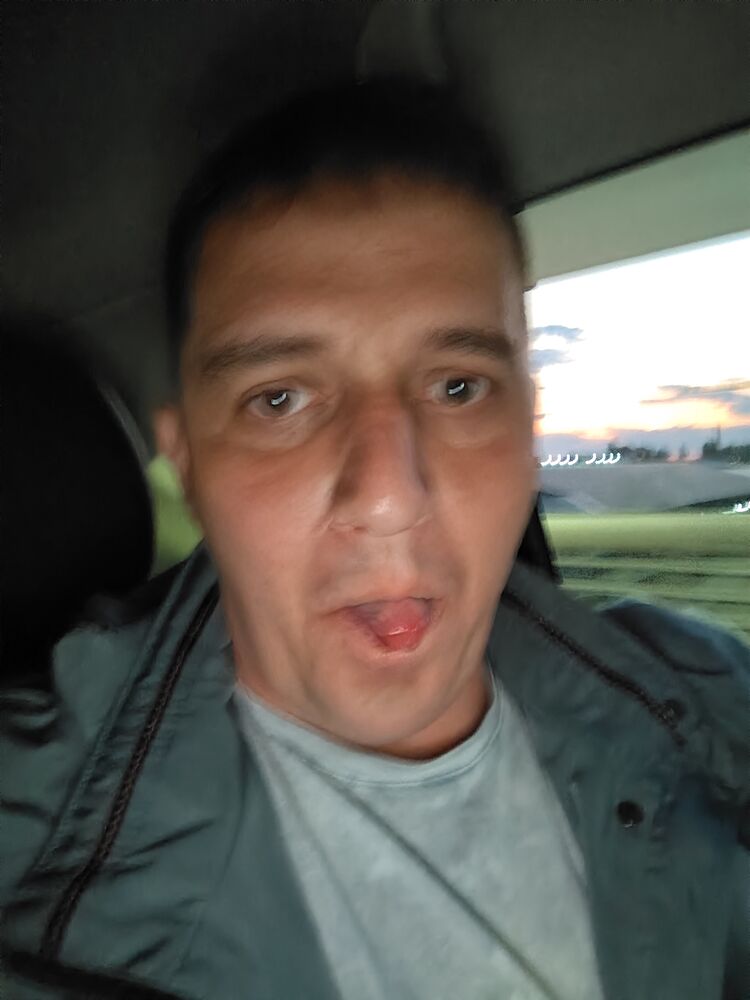  ,   Ilya, 37 ,   ,   