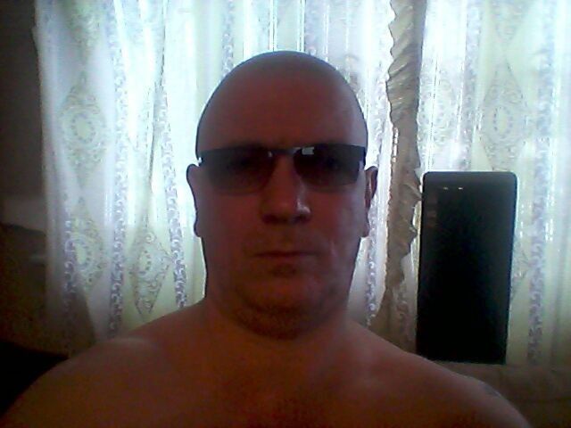  8860483  , 54 ,    