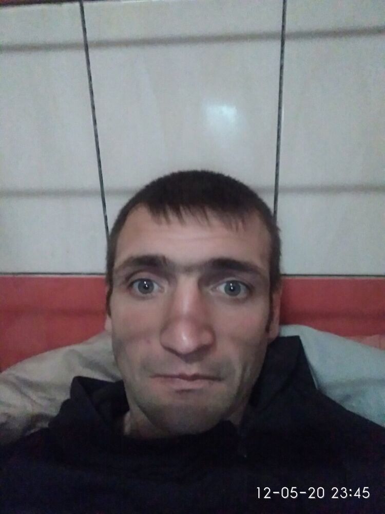  ,   Slavik, 38 ,   ,   , c 