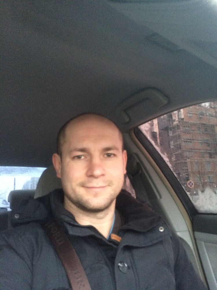  ,   Igor, 43 ,   ,   , c 