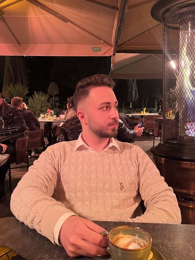  ,   Melih, 26 ,   ,   