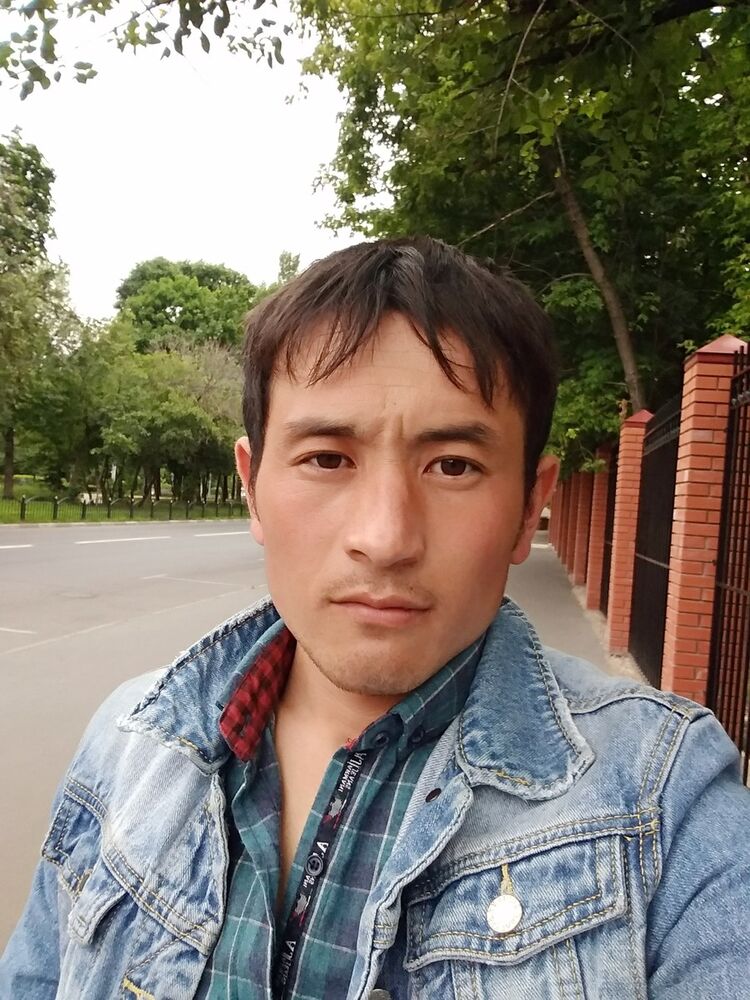  ,   Ali, 34 ,  
