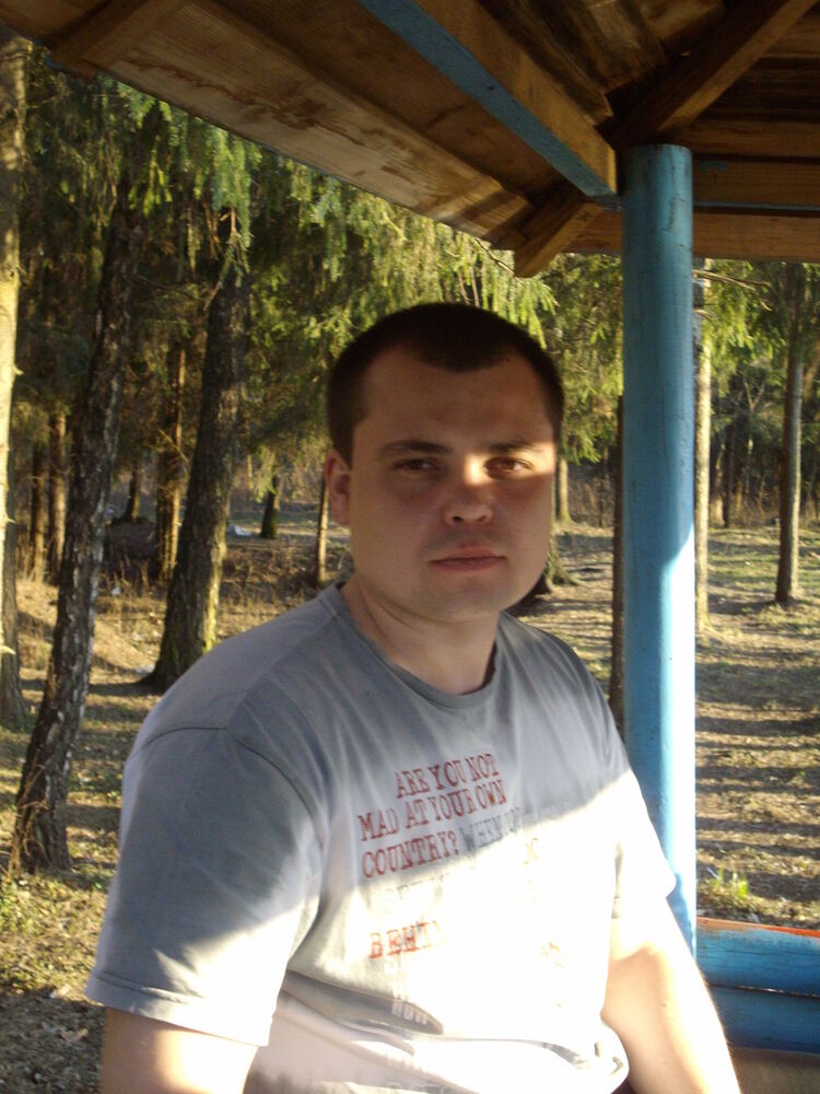  4108263  Alex, 41 ,    