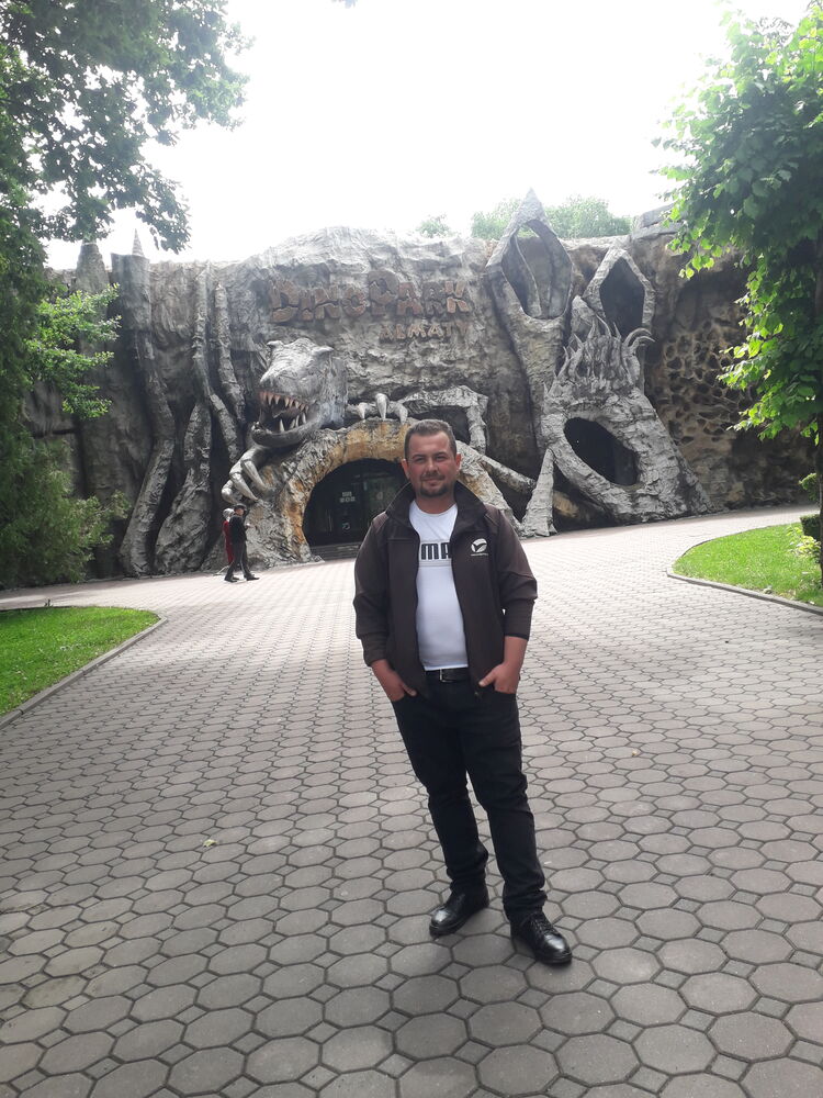  ,   Erjon dema, 35 ,   ,   
