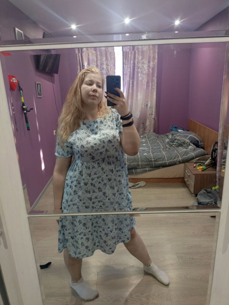  46425143  Maria, 23 ,    