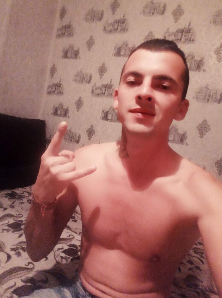  41687733  , 33 ,    