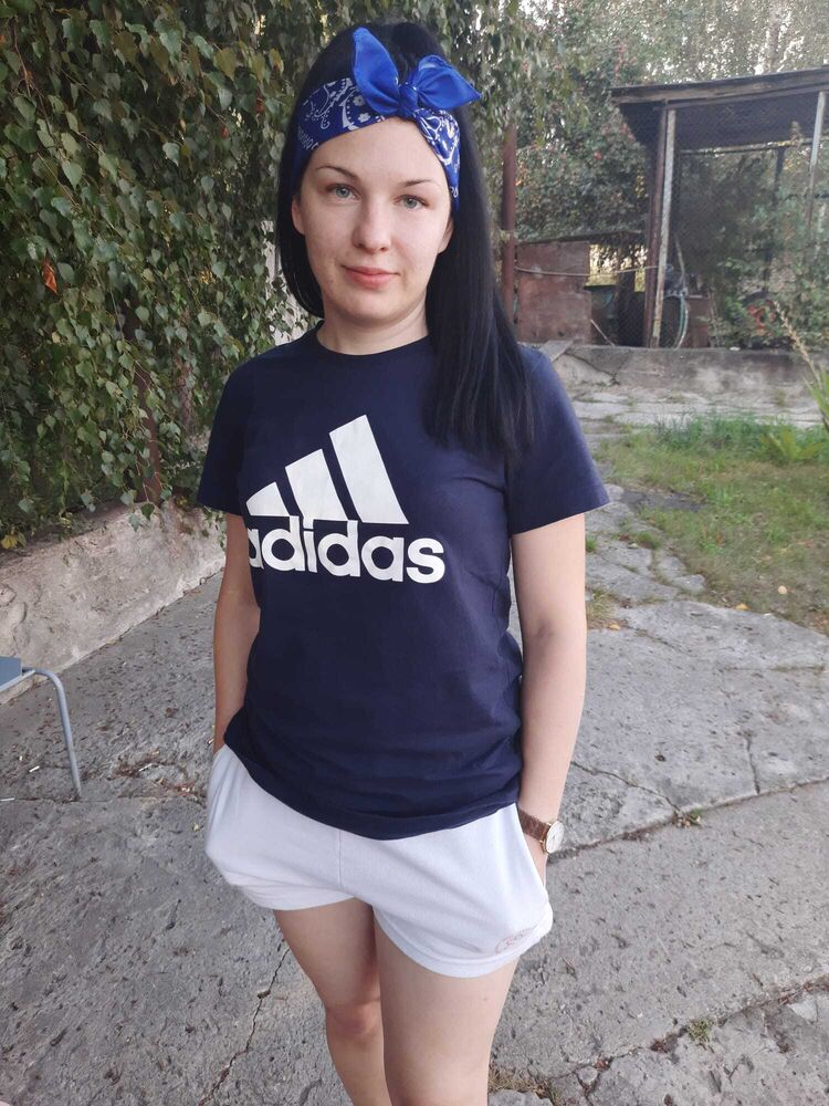  47602823  Veronika, 31 ,    