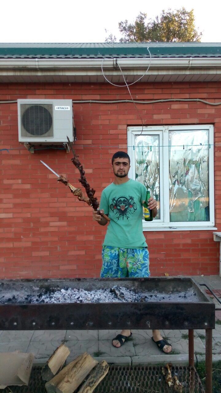  ,   Armen, 33 ,   ,   , 