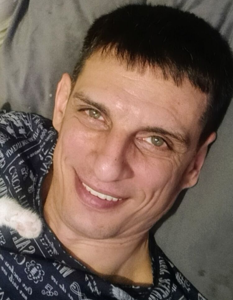  46980683  , 48 ,    