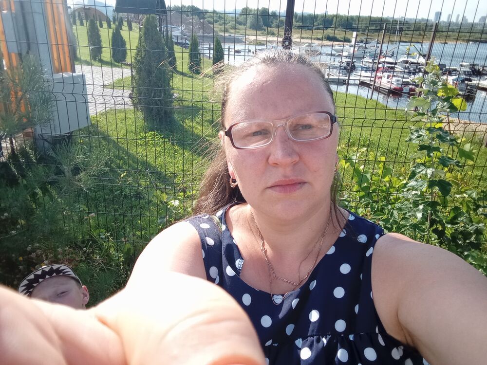  53515793  , 33 ,    -